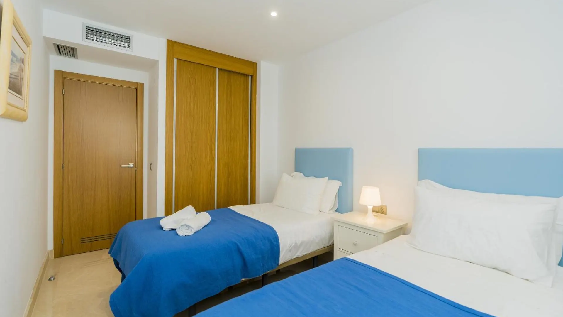 公寓 Centrico Apartamento Cerca Playa San Pedro 马尔韦利亚