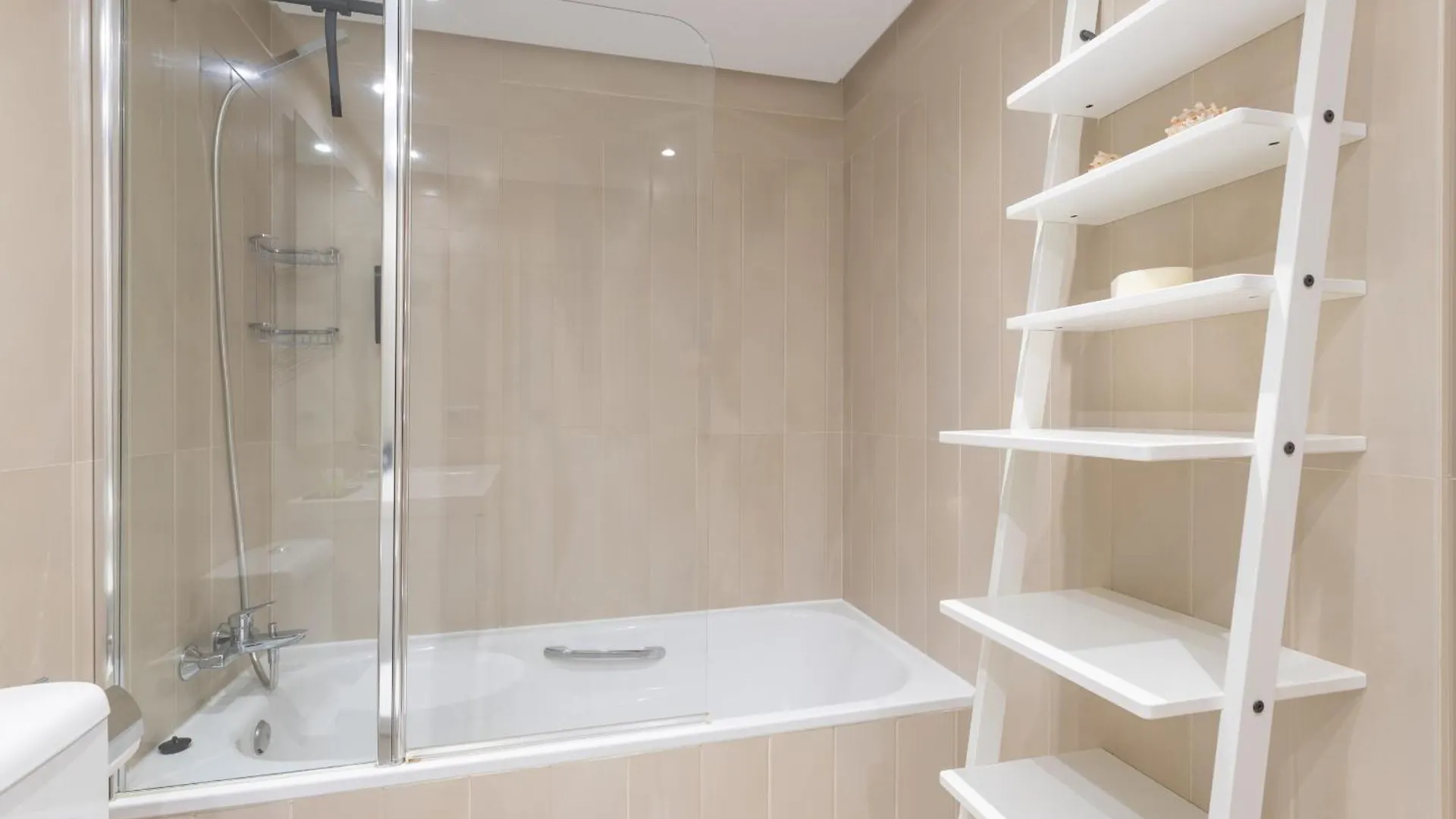 Centrico Apartamento Cerca Playa San Pedro 马尔韦利亚 西班牙